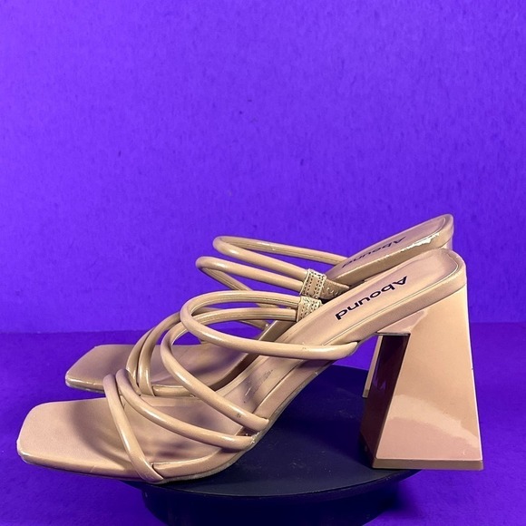 ABound Austyn Tan Mocha Strappy Block Heel Sandal Women's Shoe Size 8 - Picture 3 of 9